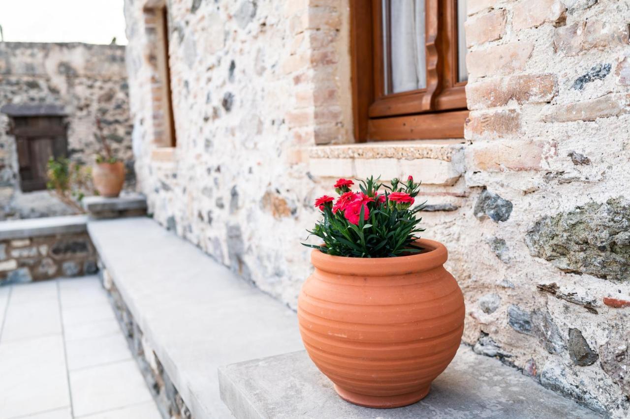 Paradisi Stone House Kos Town Ngoại thất bức ảnh